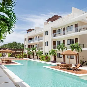 blue-luxury-kukulkan-apartments.tulum-hotels.net/