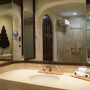 Gr Caribe Deluxe By Solaris Cancún